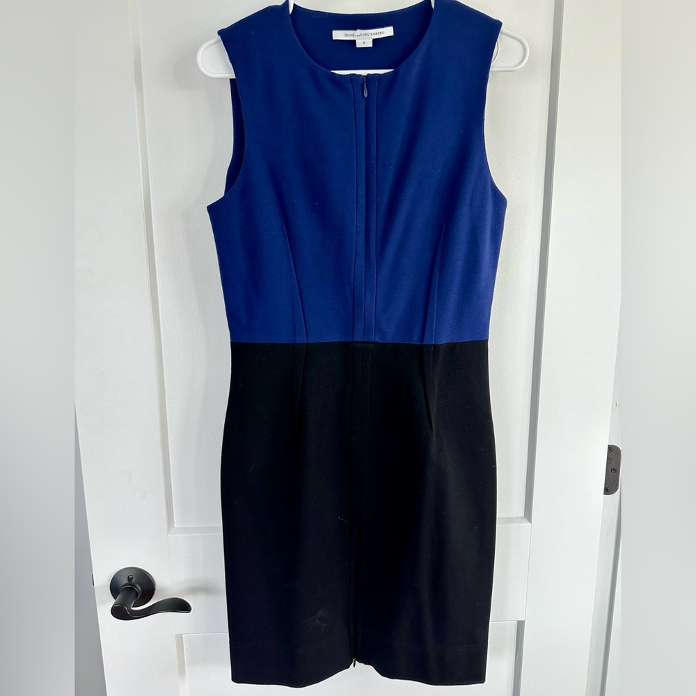 Diane von furstenburg DVF shift dress with upper and lower reveal zippers